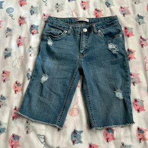 Girls Levi’s Bermuda shorts